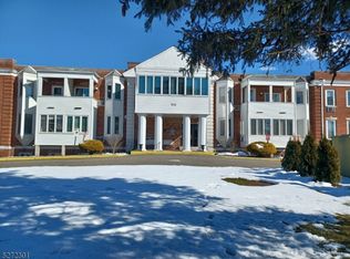 520 Turnpike Tpke #C113, Pompton Plains, NJ 07444