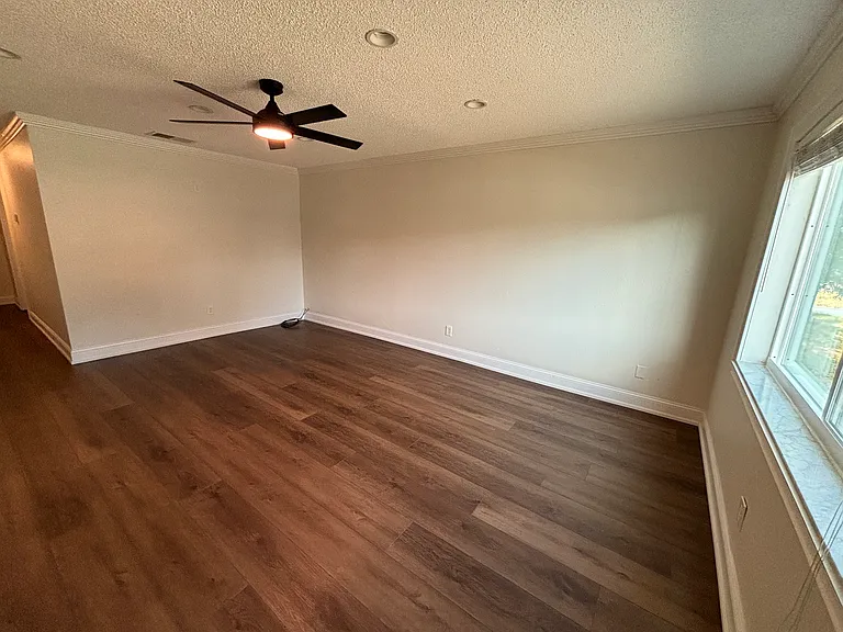 1116 Tangerine St — Photo 25
