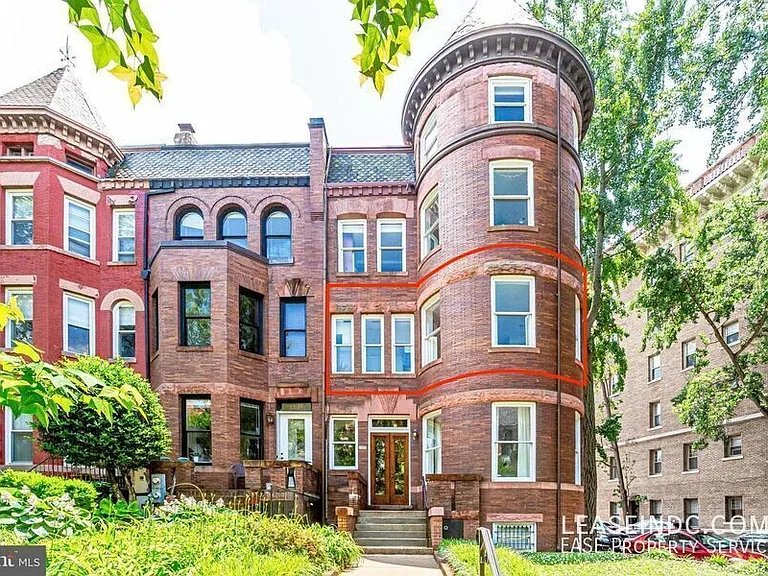 1938 Biltmore St NW #B — Photo 2