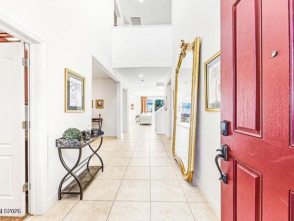 5th image of 8770 Lost Creek Ct