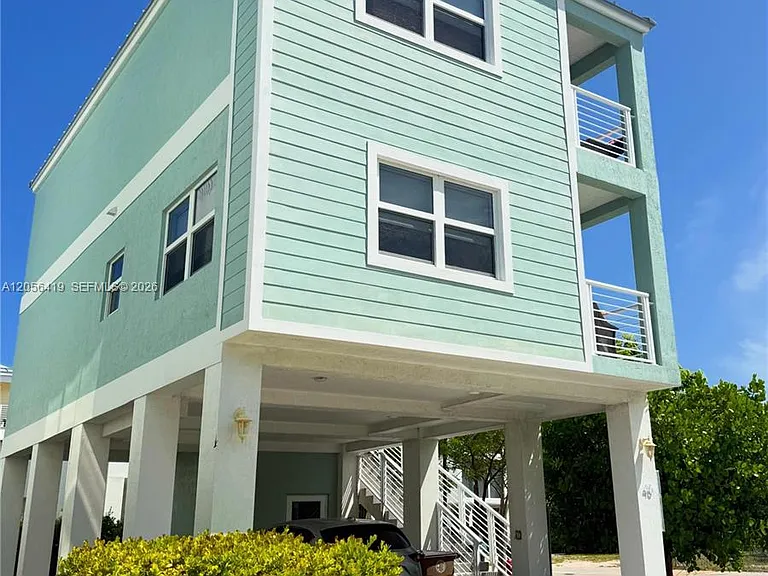 94825 Overseas Hwy — Photo 1