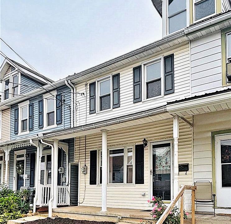1st image of 28 W Smith St