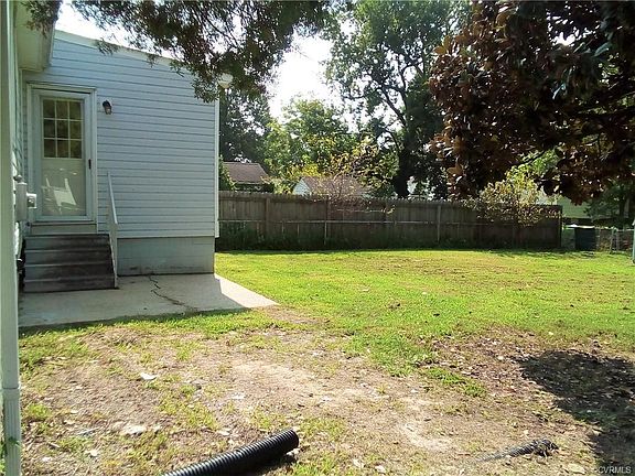 4th image of 2210 Jackson St