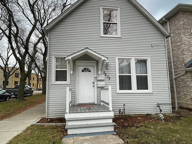 5858 W Dakin St #1 — Photo 15