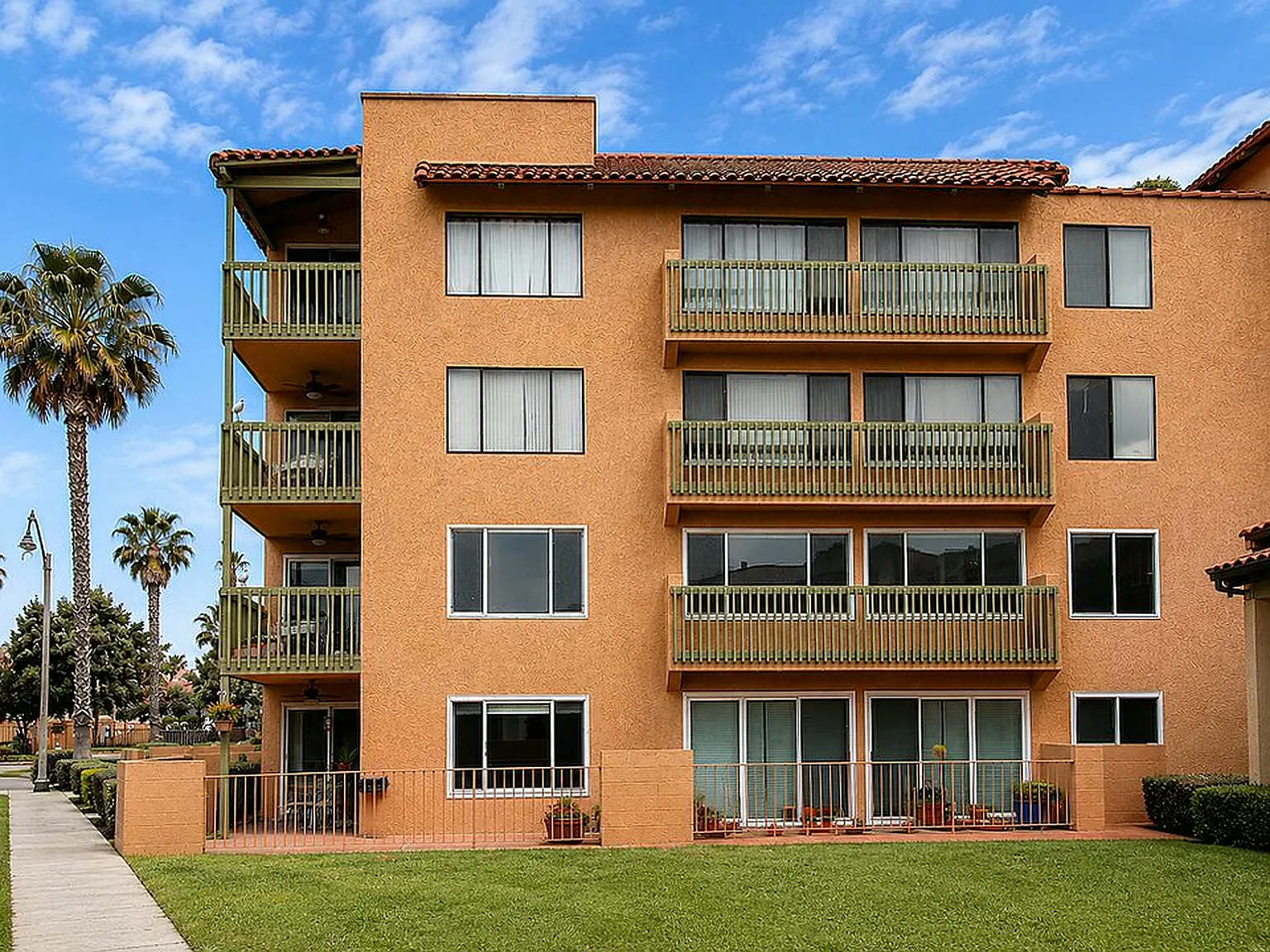 409 Arenoso Ln — Photo 1