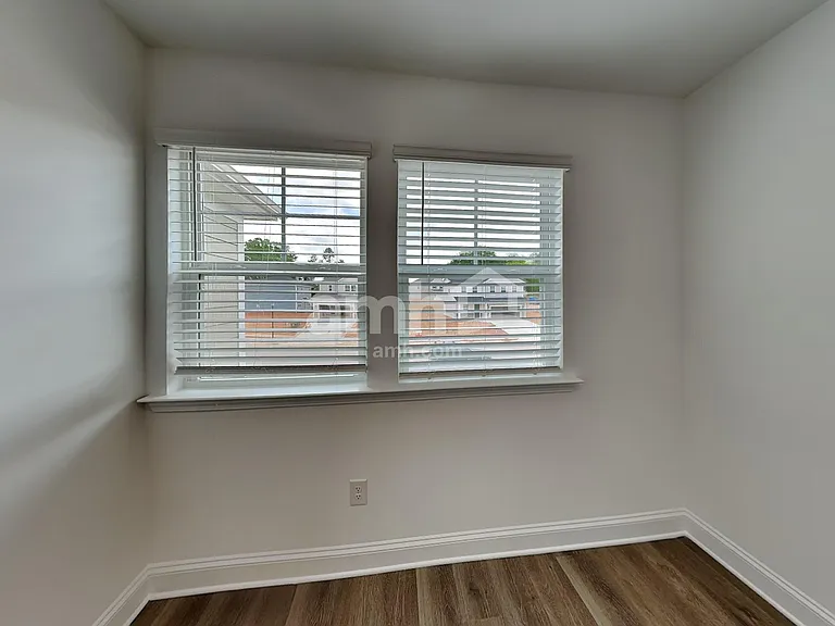 1016 Bevington Dr — Photo 23