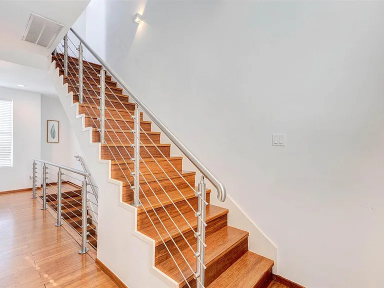 4115 Chartres St — Photo 42