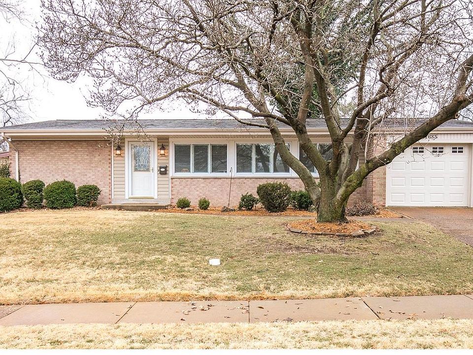 1st image of 1685 Horseshoe Dr