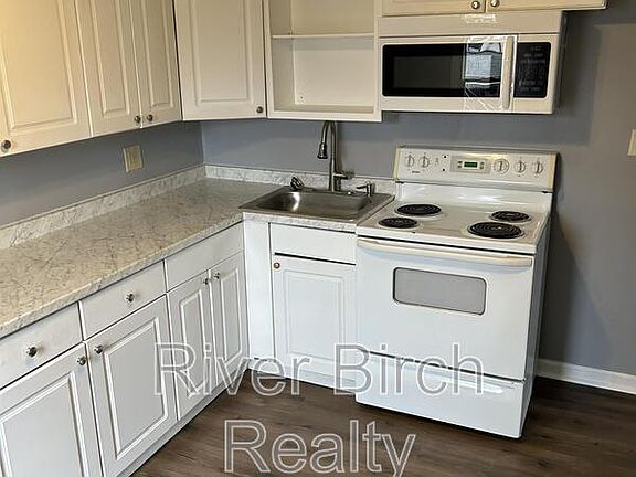 3rd image of 1600 S 6th St #3