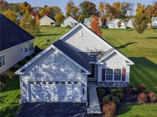 2615 Ambassador Dr, Bethlehem, PA 18017