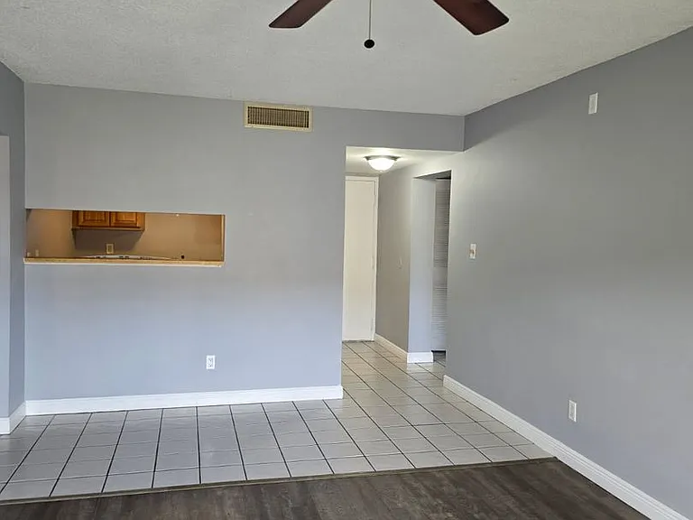 5820 N Church Ave #346 — Photo 1