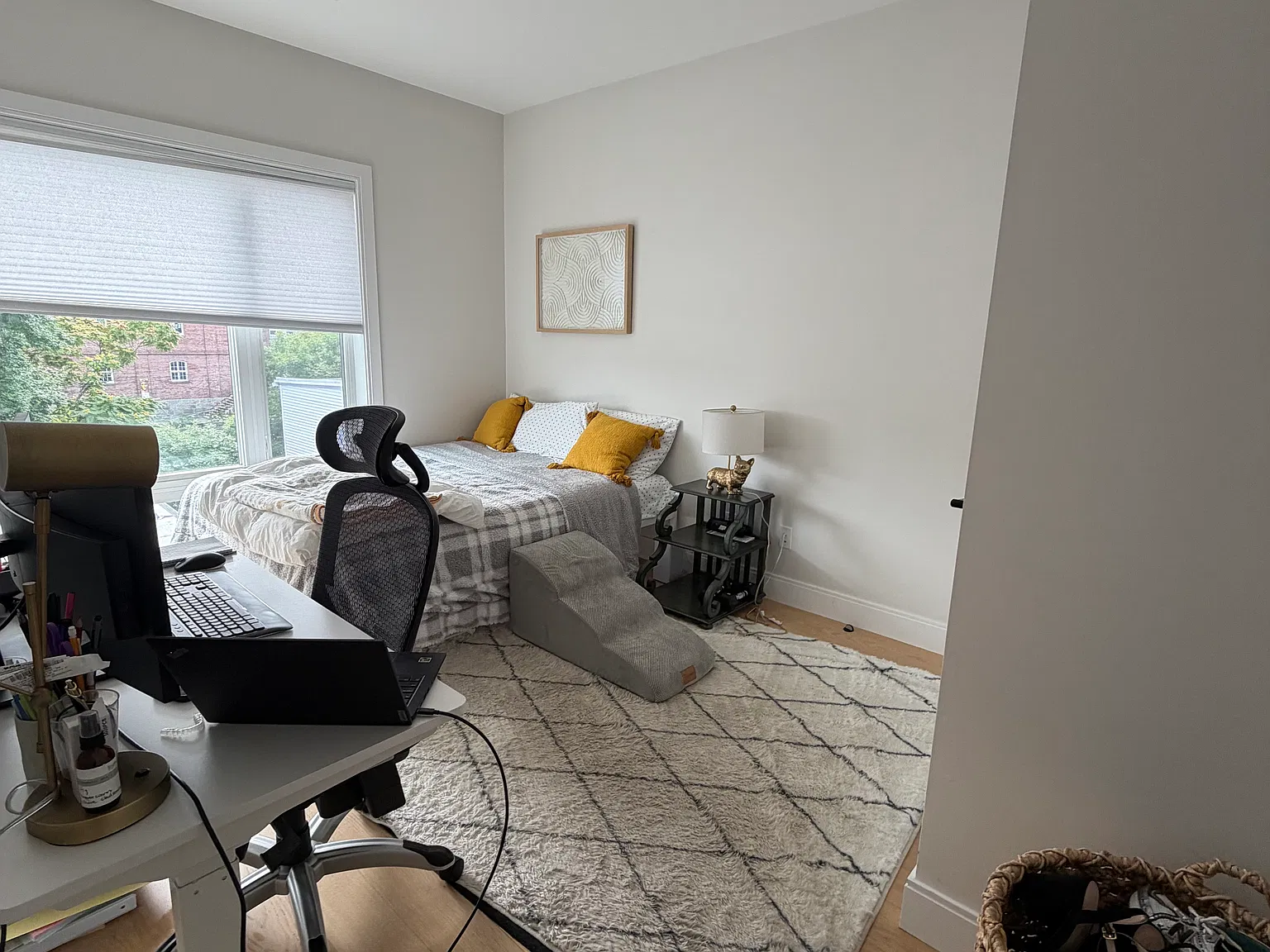 2 bed, 864 sqft, $3,800 — Photo 4