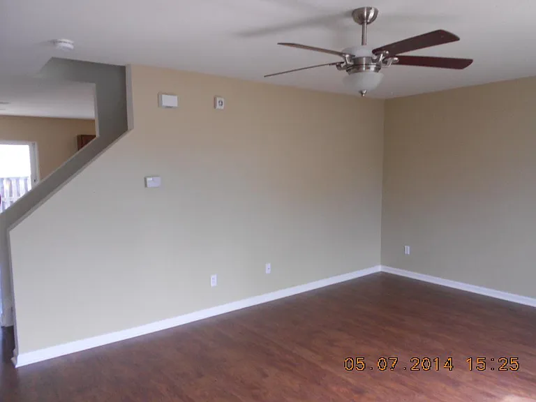 4205 W Kenyon Ave — Photo 3