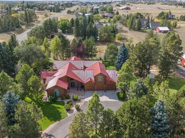 9404 Wayne Rd, Cheyenne, WY 82009