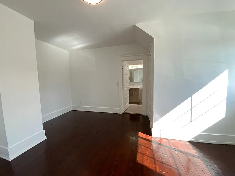 3111 Hoyt Ave #3 — Photo 13