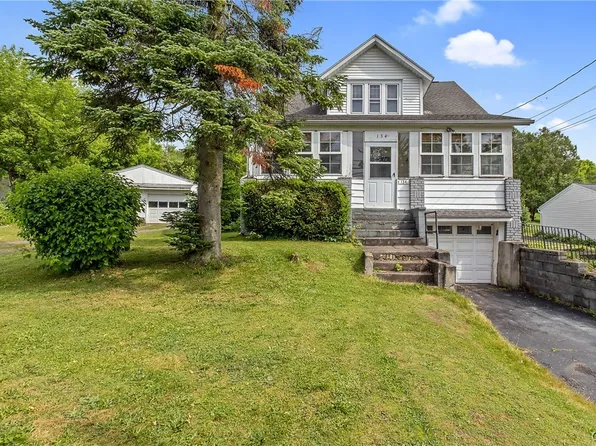134 Armstrong Rd, Syracuse, NY 13209