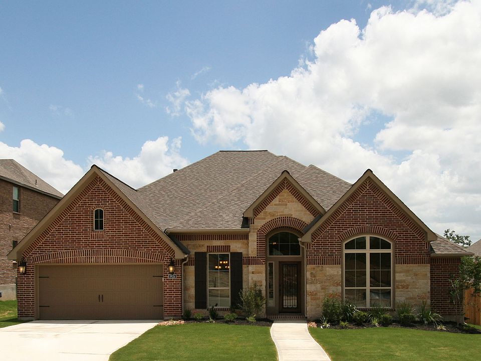 1st image of 504 Oak Brk