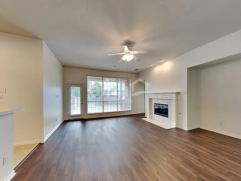 6213 Richmond Dr — Photo 7