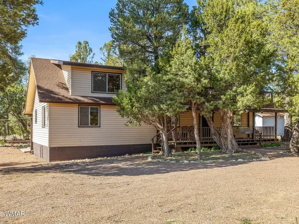 2938 Breezy Pine Dr, Overgaard, AZ 85933
