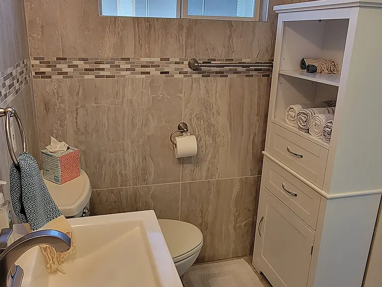 3327 Seminole Cir — Photo 22