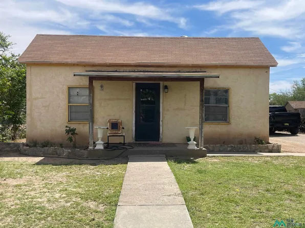 208 N 2nd St, Carlsbad, NM 88220