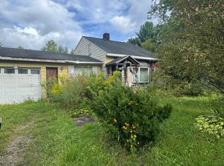 869 Bolt Rd, Glenville, NY 12302