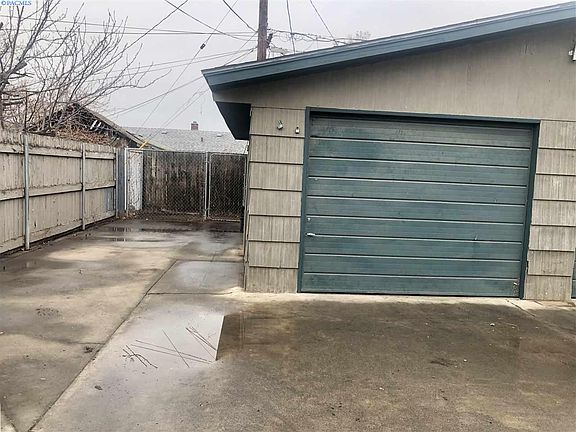 5th image of 1812 N 11th Ave
