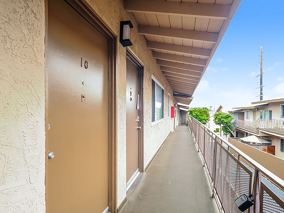 5th image of 837 W Beach Ave APT 10