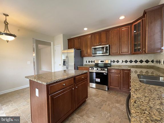 3rd image of 13859 Gullane Dr