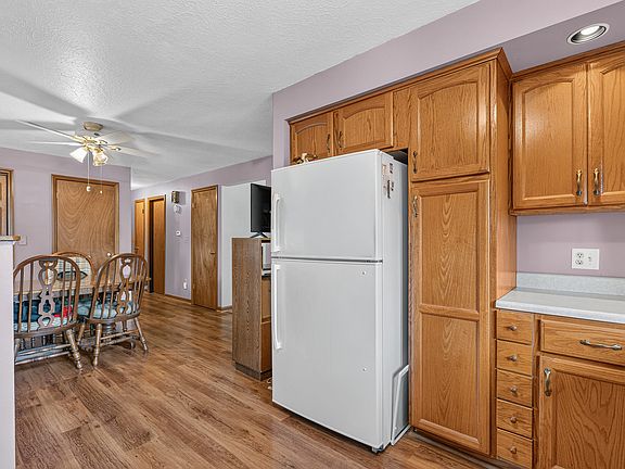 5th image of 2313 Green St