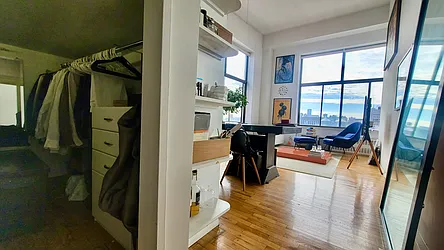 Rented by Julien Aractingi, LREB