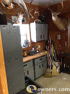3RD CAR GARAGE/MAN CAVE