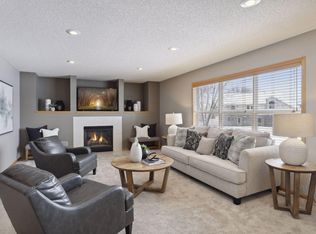 1986 Cardinal Dr, Shakopee, MN 55379