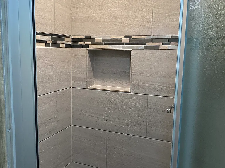 5500 Lewis Ct — Photo 25