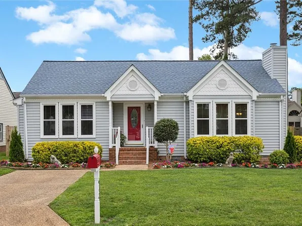942 Chartwell Dr, Newport News, VA 23608