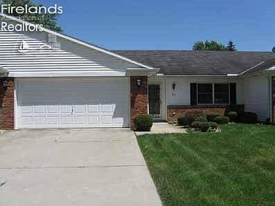 1st image of 23 Brookview Dr