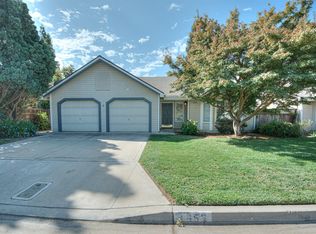 1855 E El Paso Ave, Fresno, CA 93720