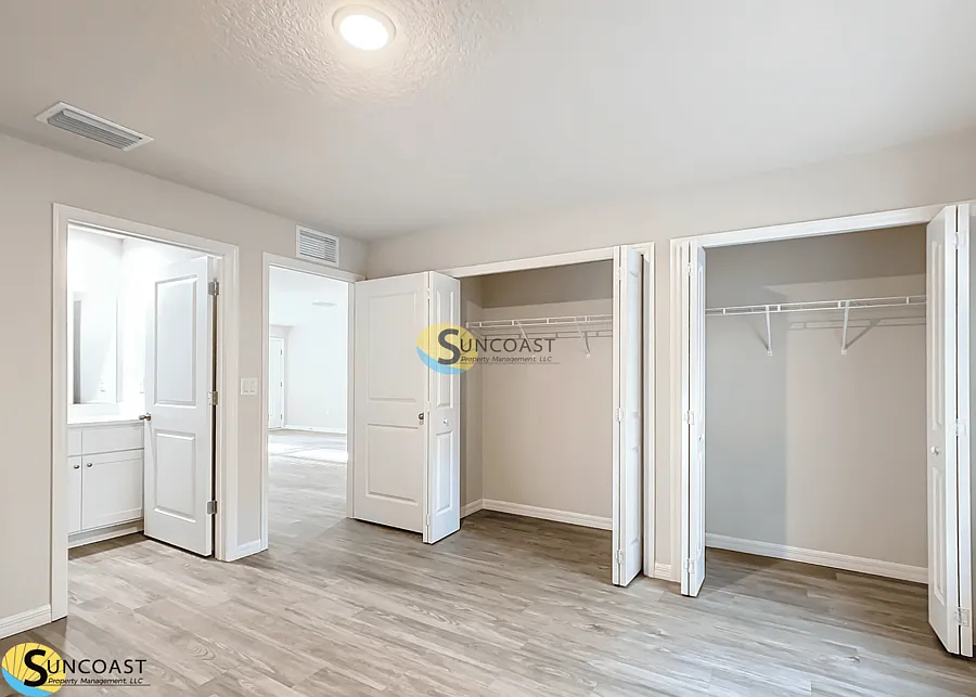 Cozy And NEW 2 Bedroom! — Photo 2