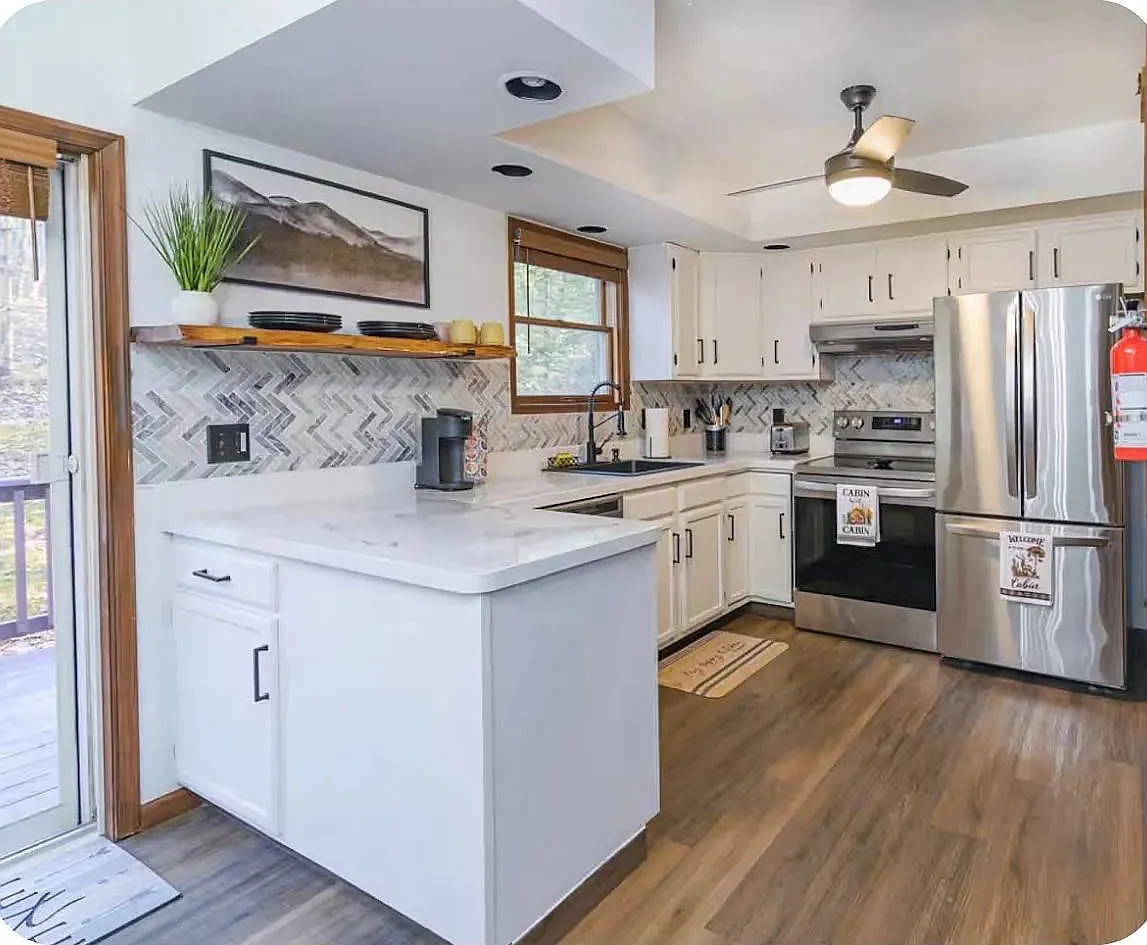 3 bed, 2.0 bath, 1248 sqft, $2,200 — Photo 1