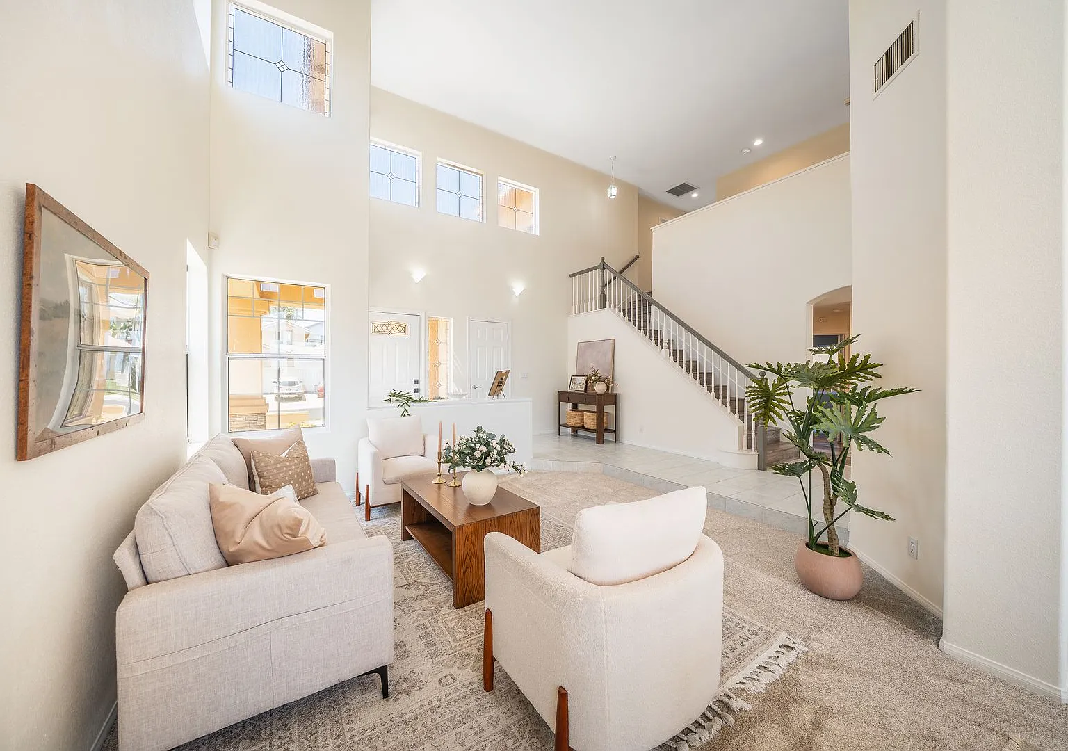 4 Bedroom View Home in Emerald Heights | 3-Car Garage | Guard Gated Community — Photo 3