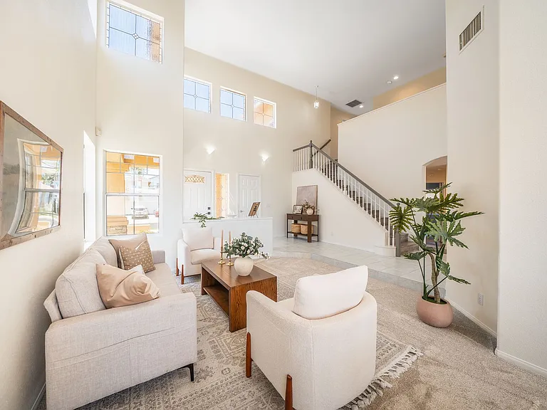 2283 Rock View Gln — Photo 3