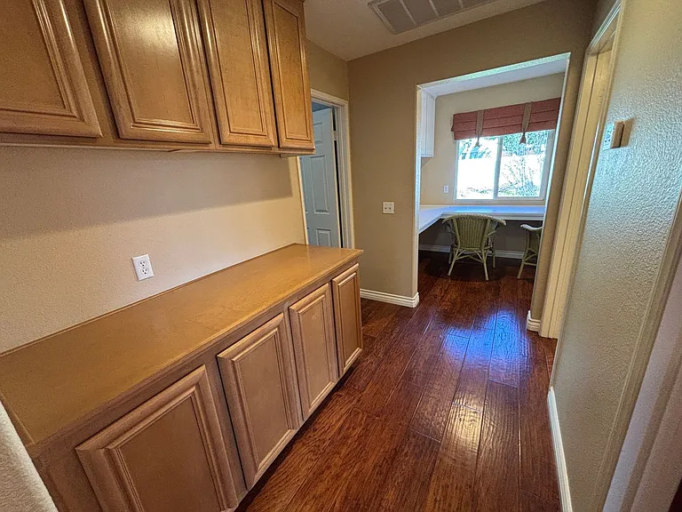 1163 Via Vista Dr — Photo 22