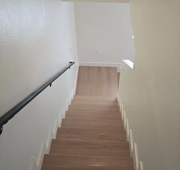33(835E) — Photo 39
