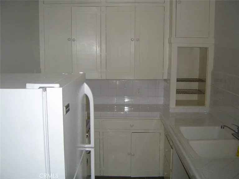 3260 Main St — Photo 13