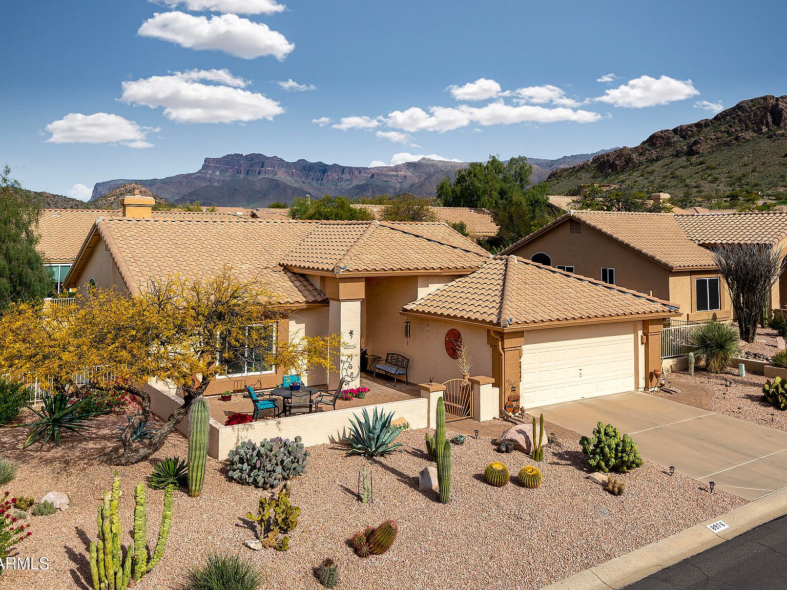 8976 E BRITTLE BUSH Road, Gold Canyon, AZ 85118 | Zillow