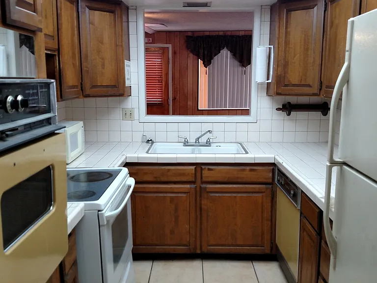 713 W Monroe Ave #MAIN HOUSE — Photo 6