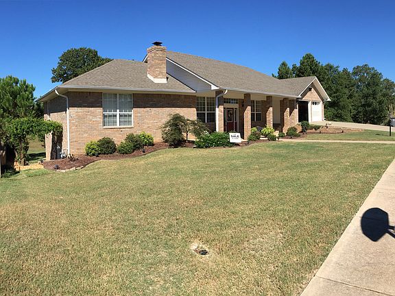 South East corner to front