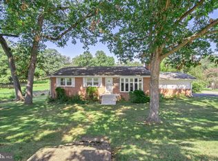 15710 Bond Mill Rd, Laurel, MD 20707