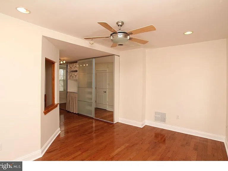 968 N Lawrence St #R — Photo 20