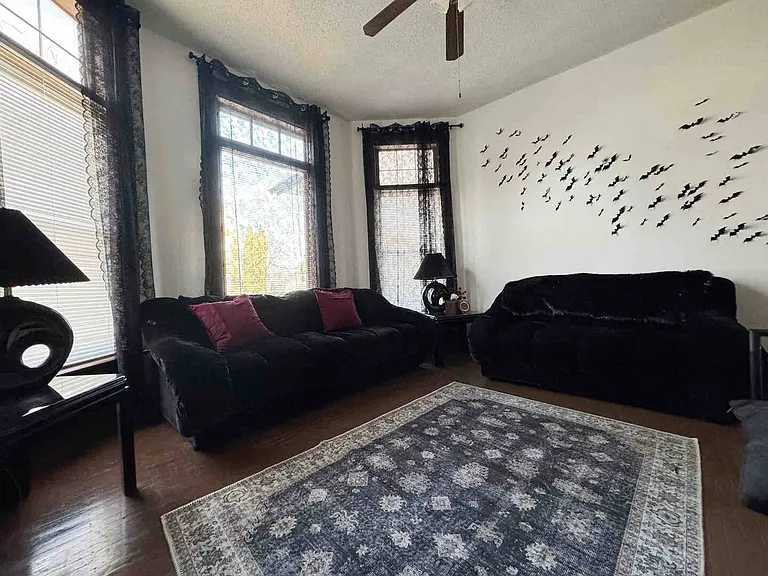 101 E Powell Ave #A — Photo 13